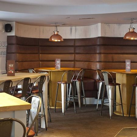 Premier Inn Burton On Trent Central ภายนอก รูปภาพ